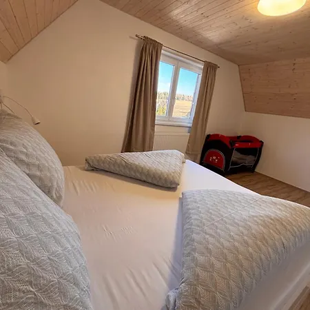Holiday House Kovarska *